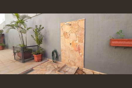 Casa à venda com 320m², 4 quartos e 6 vagas Casa à venda com 320m², 4 quartos e 6 vagasÁrea Gourmet