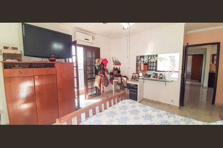 Casa à venda com 320m², 4 quartos e 6 vagas Casa à venda com 320m², 4 quartos e 6 vagasSuíte 1