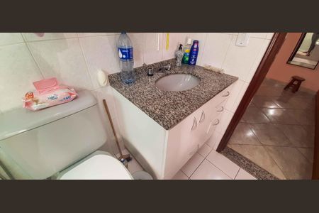 Casa à venda com 320m², 4 quartos e 6 vagas Casa à venda com 320m², 4 quartos e 6 vagasBanheiro da Suíte 1