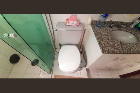 Casa à venda com 320m², 4 quartos e 6 vagas Casa à venda com 320m², 4 quartos e 6 vagasBanheiro da Suíte 1