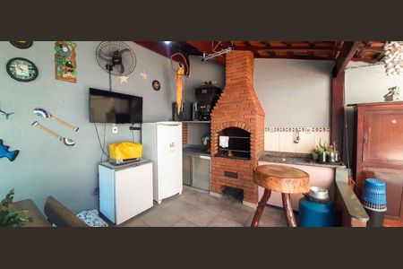 Casa à venda com 320m², 4 quartos e 6 vagas Casa à venda com 320m², 4 quartos e 6 vagasÁrea Gourmet