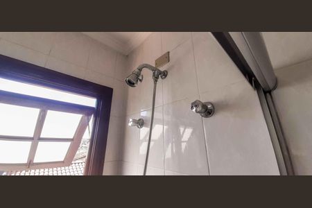 Casa à venda com 320m², 4 quartos e 6 vagas Casa à venda com 320m², 4 quartos e 6 vagasBanheiro Social