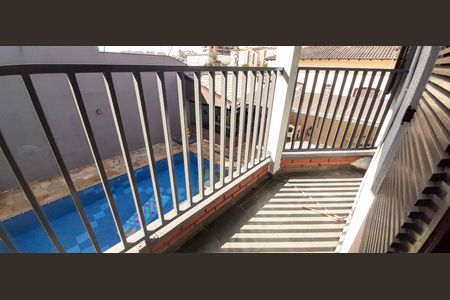 Casa à venda com 320m², 4 quartos e 6 vagas Casa à venda com 320m², 4 quartos e 6 vagasSacada da Suíte 1