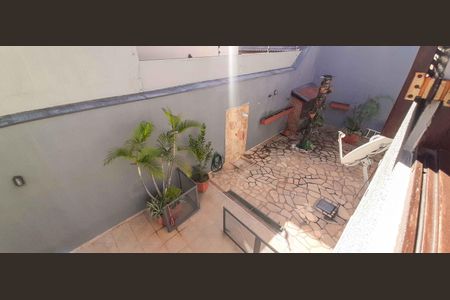 Casa à venda com 320m², 4 quartos e 6 vagas Casa à venda com 320m², 4 quartos e 6 vagasVista da Suíte 1