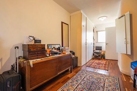 Apartamento à venda com 306m², 3 quartos e 2 vagas Apartamento à venda com 306m², 3 quartos e 2 vagasSuíte