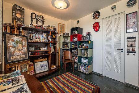 Apartamento à venda com 306m², 3 quartos e 2 vagas Apartamento à venda com 306m², 3 quartos e 2 vagasSala 4