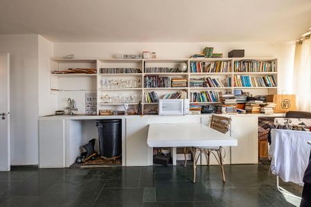 Apartamento à venda com 306m², 3 quartos e 2 vagas Apartamento à venda com 306m², 3 quartos e 2 vagasSala 3