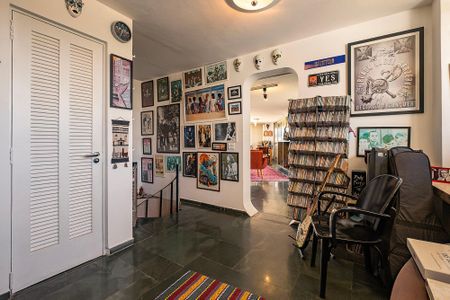 Apartamento à venda com 306m², 3 quartos e 2 vagas Apartamento à venda com 306m², 3 quartos e 2 vagasSala 4