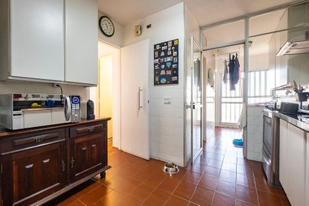 Apartamento à venda com 306m², 3 quartos e 2 vagas Apartamento à venda com 306m², 3 quartos e 2 vagasCozinha