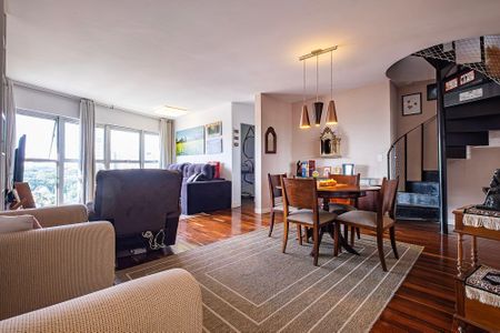 Apartamento à venda com 306m², 3 quartos e 2 vagas Apartamento à venda com 306m², 3 quartos e 2 vagasSala 1