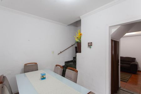 Casa de condomínio à venda com 120m², 3 quartos e 1 vagaSala de Jantar