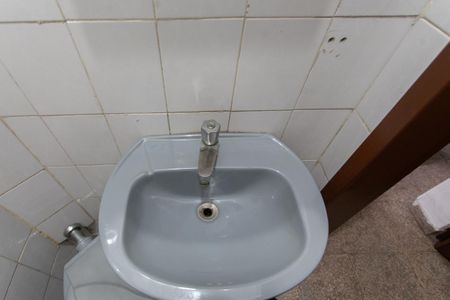 Casa de condomínio à venda com 120m², 3 quartos e 1 vagaLavabo