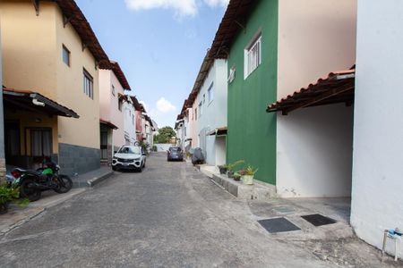 Casa de condomínio à venda com 120m², 3 quartos e 1 vagaÁrea comum