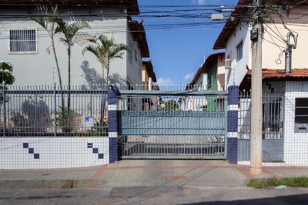 Casa de condomínio à venda com 120m², 3 quartos e 1 vagaFachada