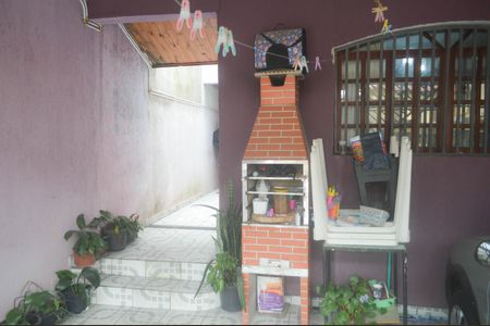 Casa à venda com 150m², 4 quartos e 2 vagasGaragem