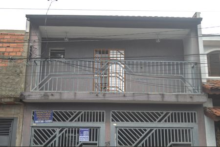 Casa à venda com 150m², 4 quartos e 2 vagasFachada