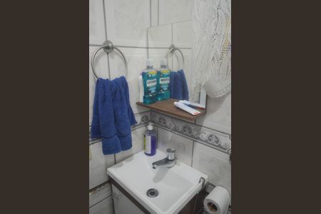 Casa à venda com 150m², 4 quartos e 2 vagasBanheiro