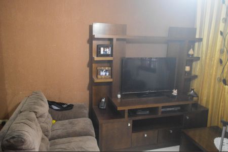 Casa à venda com 150m², 4 quartos e 2 vagasSala