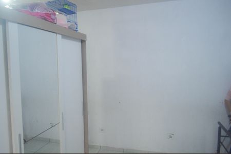 Casa à venda com 150m², 4 quartos e 2 vagasQuarto Casa 2