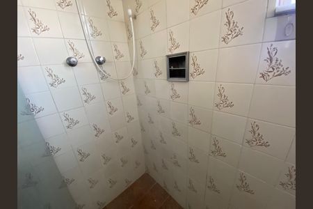 Casa para alugar com 73m², 3 quartos e 1 vaga Casa para alugar com 73m², 3 quartos e 1 vagaBanheiro do Quarto 2