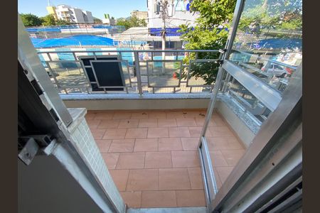 Casa para alugar com 73m², 3 quartos e 1 vaga Casa para alugar com 73m², 3 quartos e 1 vagaVaranda - Sala