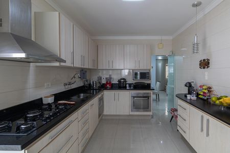 Casa à venda com 126m², 3 quartos e 2 vagas Casa à venda com 126m², 3 quartos e 2 vagasCozinha
