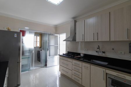 Casa à venda com 126m², 3 quartos e 2 vagas Casa à venda com 126m², 3 quartos e 2 vagasCozinha