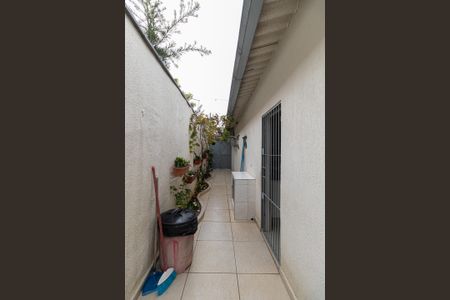 Casa à venda com 126m², 3 quartos e 2 vagas Casa à venda com 126m², 3 quartos e 2 vagasCorredor