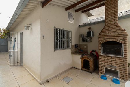 Casa à venda com 126m², 3 quartos e 2 vagas Casa à venda com 126m², 3 quartos e 2 vagasChurrasqueira
