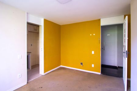 Apartamento à venda com 77m², 2 quartos e 1 vagaSala