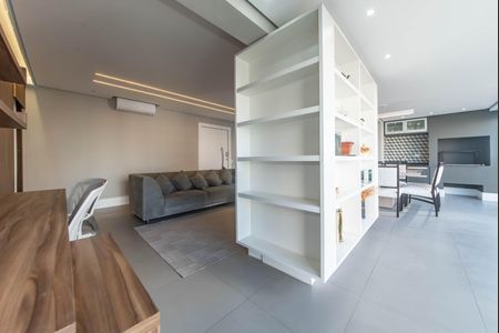 Apartamento à venda com 146m², 3 quartos e 2 vagasVaranda