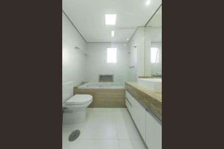 Apartamento à venda com 146m², 3 quartos e 2 vagasBanheiro da Suíte 3