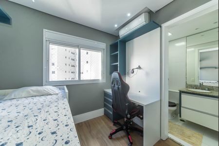 Apartamento à venda com 146m², 3 quartos e 2 vagasSuíte 2