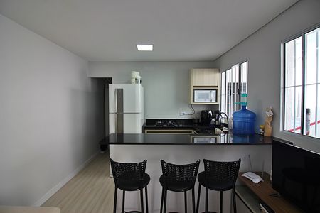 Casa à venda com 100m², 2 quartos e 1 vagaSala/Cozinha