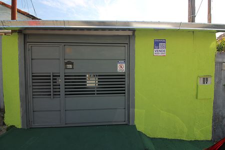 Casa à venda com 100m², 2 quartos e 1 vagaFachada