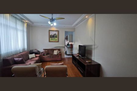 Casa à venda com 2 quartos, 128m² em Cambuci, São Paulo