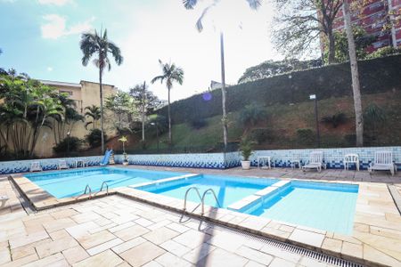 Apartamento para alugar com 100m², 4 quartos e 1 vagaÁrea comum - Piscina