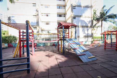 Apartamento para alugar com 100m², 4 quartos e 1 vagaÁrea comum - Playground