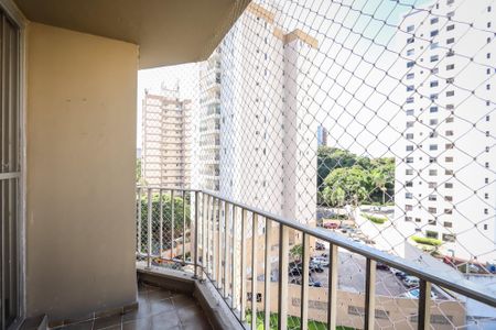 Apartamento para alugar com 100m², 4 quartos e 1 vagaVaranda da Sala