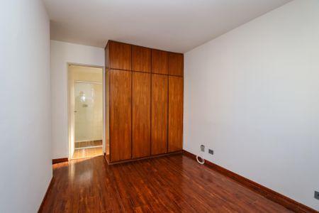 Apartamento para alugar com 100m², 4 quartos e 1 vagaSuite