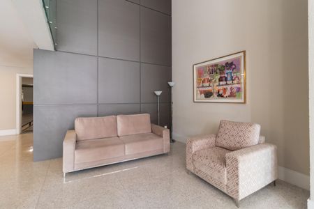 Apartamento à venda com 62m², 2 quartos e 2 vagas Apartamento à venda com 62m², 2 quartos e 2 vagasÁrea comum - Hall social