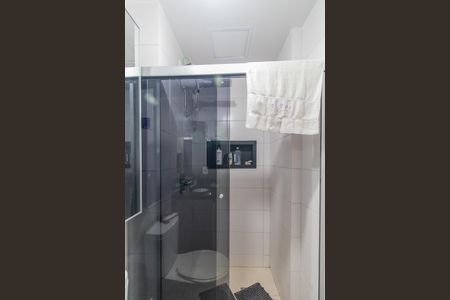 Apartamento à venda com 62m², 2 quartos e 2 vagas Apartamento à venda com 62m², 2 quartos e 2 vagasBanheiro Social