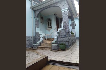 Casa à venda com 264m², 2 quartos e 3 vagas