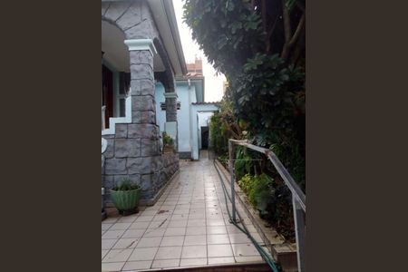 Casa à venda com 264m², 2 quartos e 3 vagas