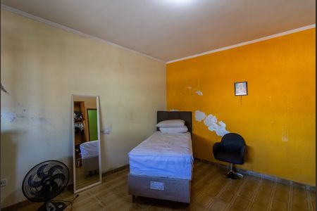 Casa à venda com 150m², 4 quartos e 2 vagas Casa à venda com 150m², 4 quartos e 2 vagasQuarto 1