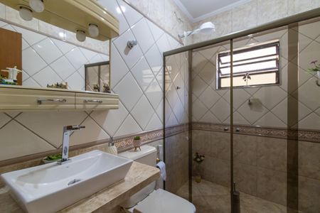 Casa à venda com 150m², 4 quartos e 2 vagas Casa à venda com 150m², 4 quartos e 2 vagasBanheiro 2