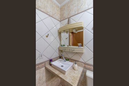 Casa à venda com 150m², 4 quartos e 2 vagas Casa à venda com 150m², 4 quartos e 2 vagasBanheiro 2