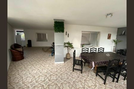 Casa à venda com 4 quartos, 250m² em Jardim da Saúde, São Paulo