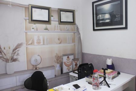 Casa à venda com 315m², 4 quartos e 6 vagasEdícula