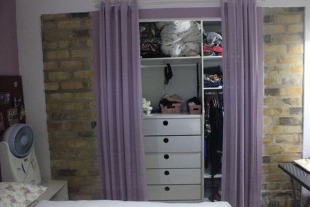 Casa à venda com 315m², 4 quartos e 6 vagasCloset da Suíte 1